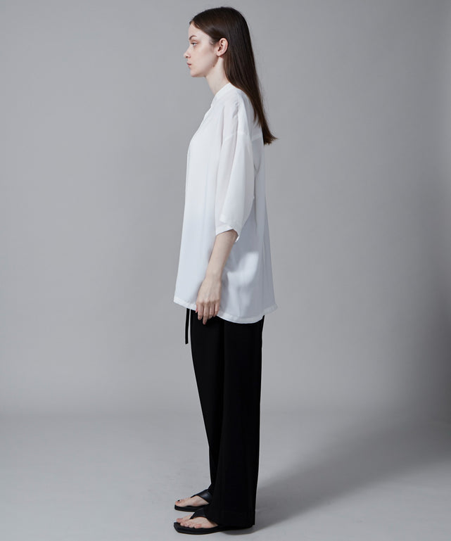 ホワイト モデル：173cm L着用