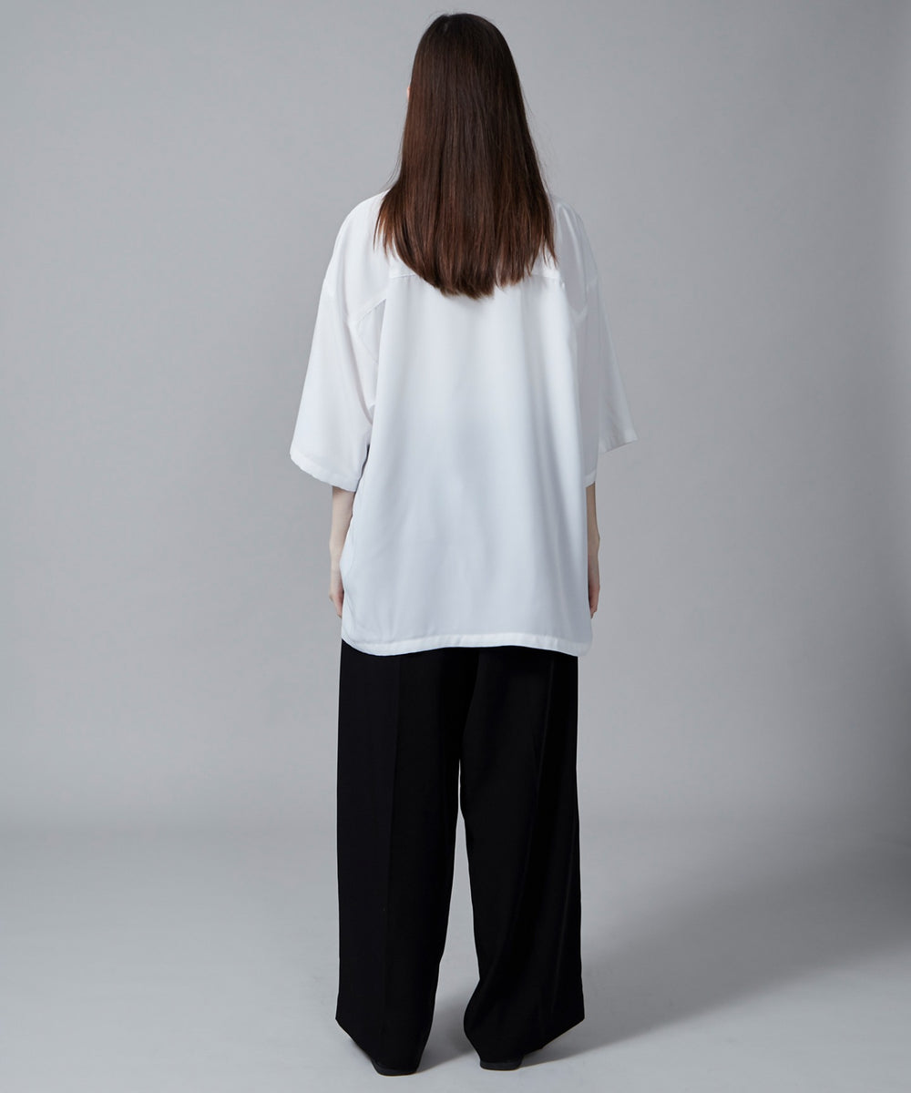 ホワイト モデル：173cm L着用