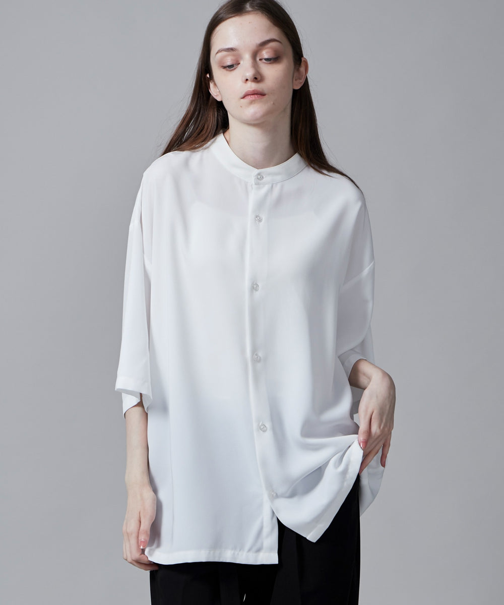 ホワイト モデル：173cm L着用