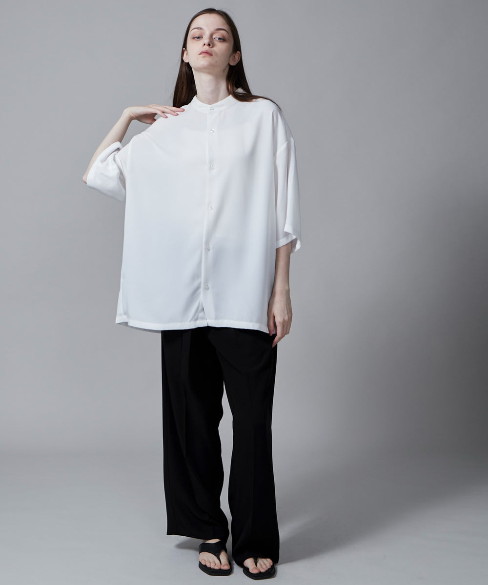 ホワイト モデル：173cm L着用