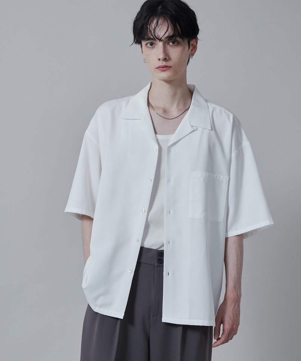 ホワイト モデル：180cm L着用