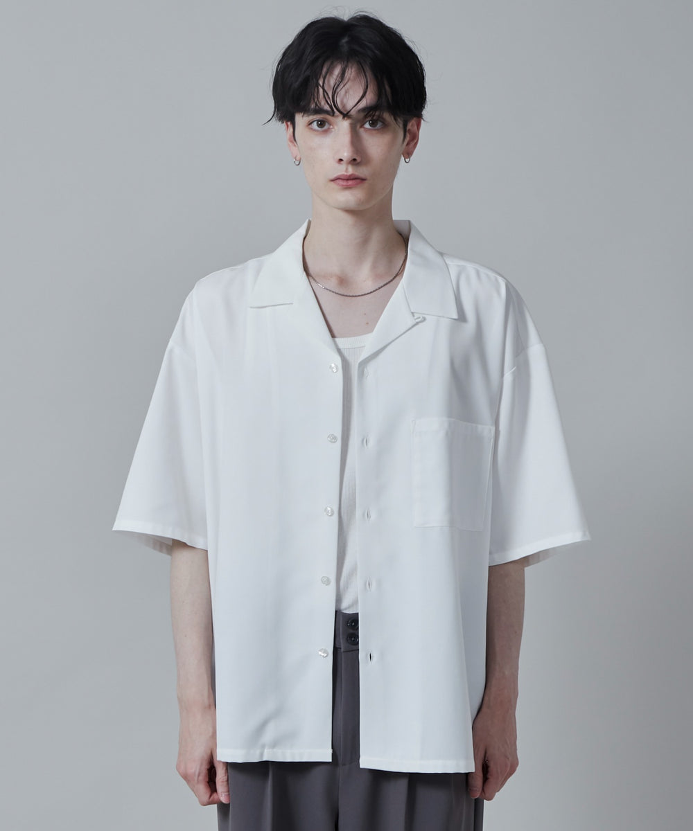 ホワイト モデル：180cm L着用