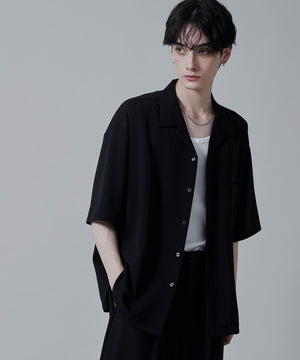 ブラック モデル：180cm L着用