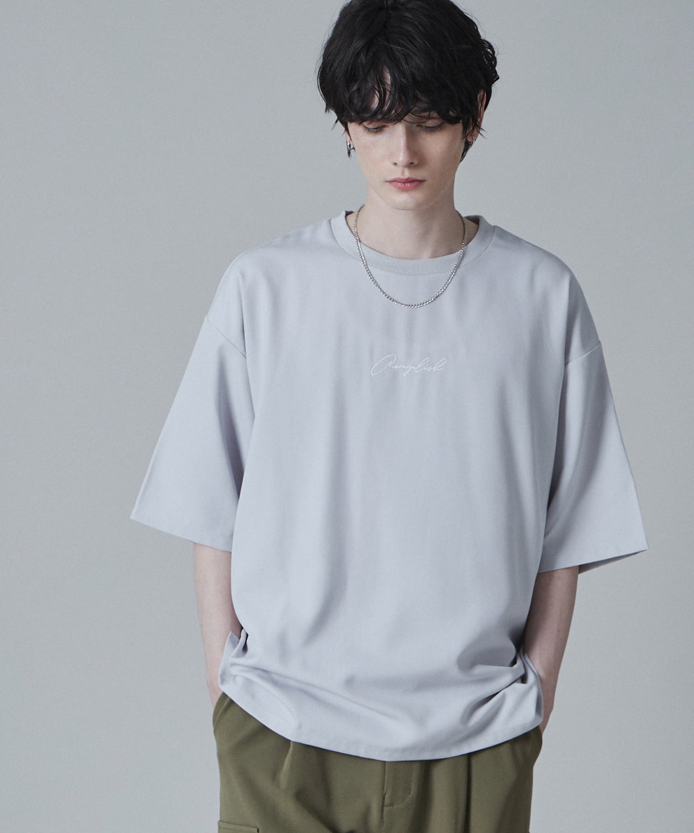 Lグレー モデル：180cm L着用