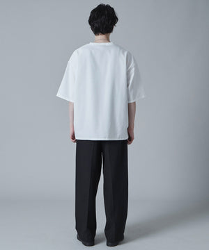 ホワイト モデル：180cm L着用