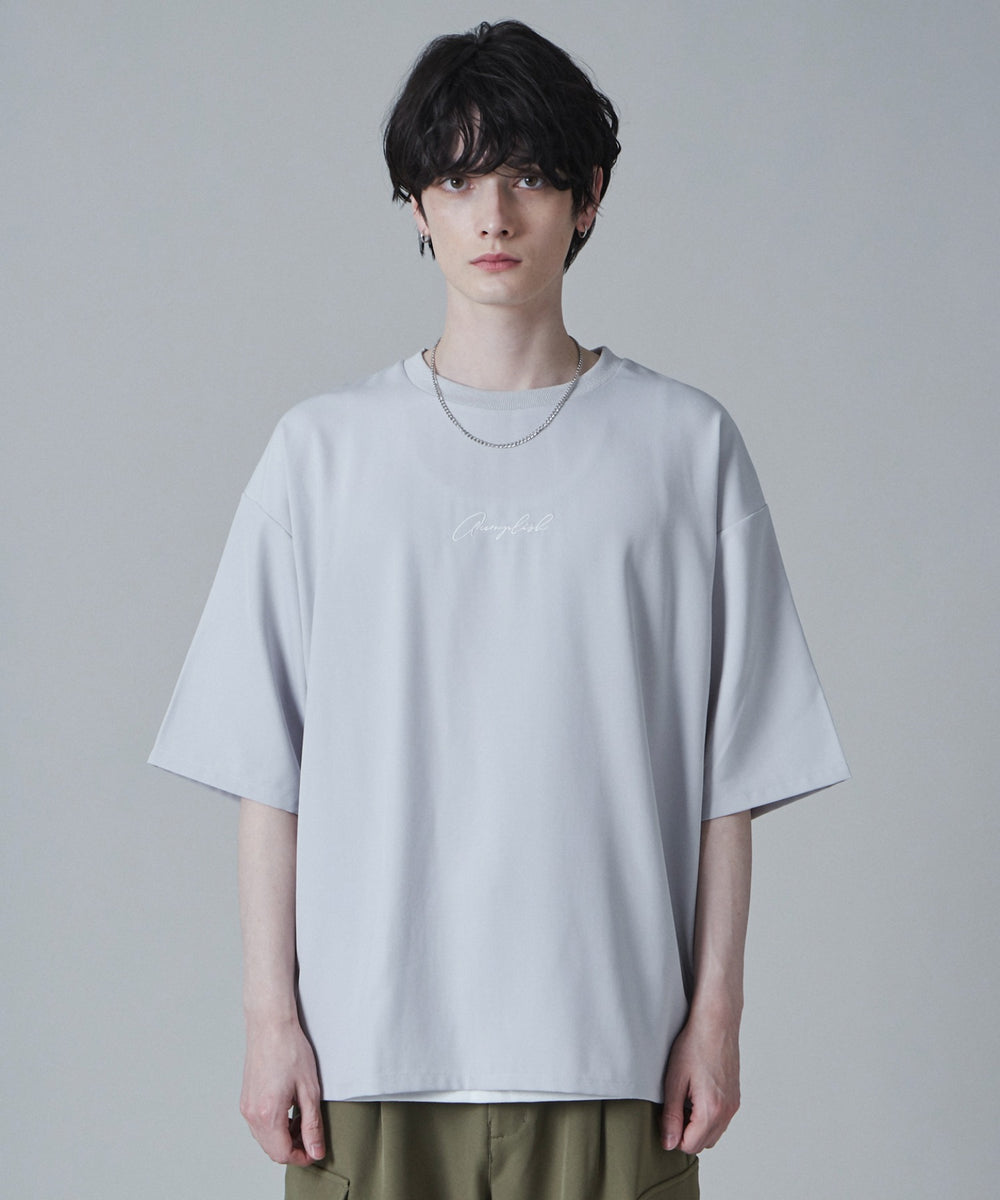 Lグレー モデル：180cm L着用