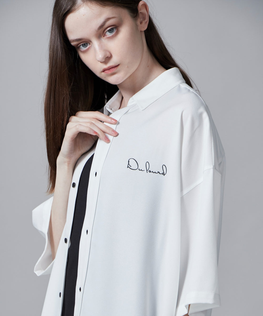 ホワイト モデル：173cm L着用