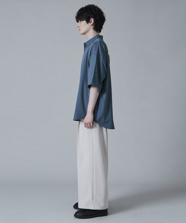 ブルー モデル：180cm L着用