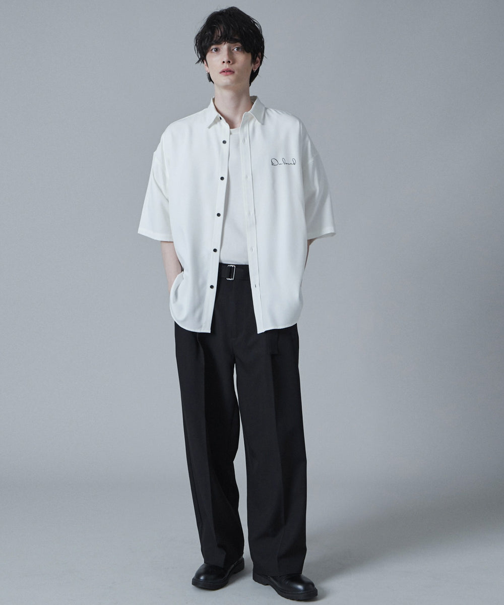 ホワイト モデル：180cm L着用