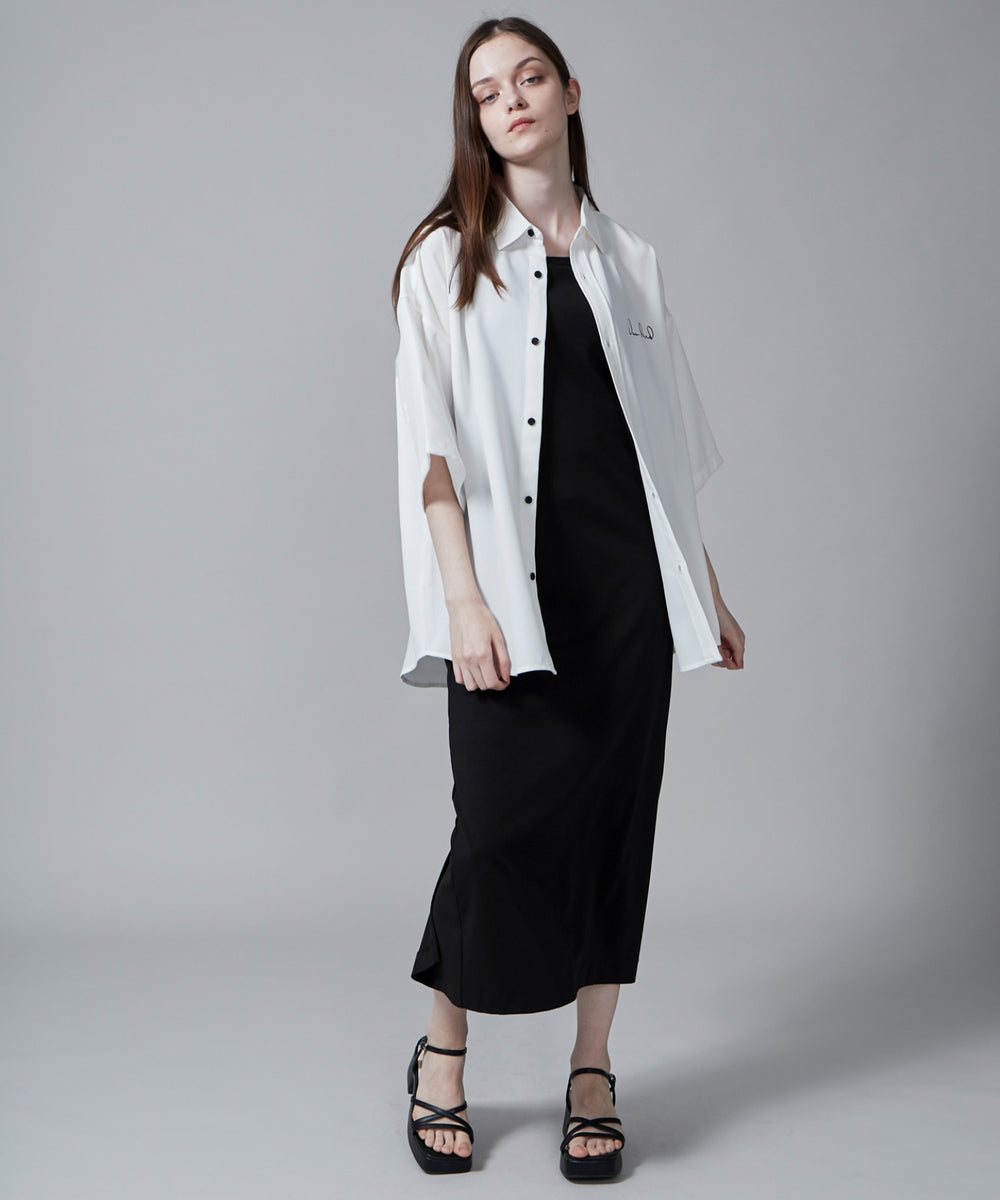 ホワイト モデル：173cm L着用