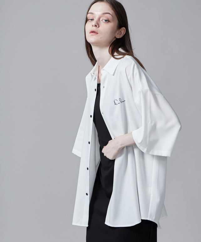 ホワイト モデル：173cm L着用