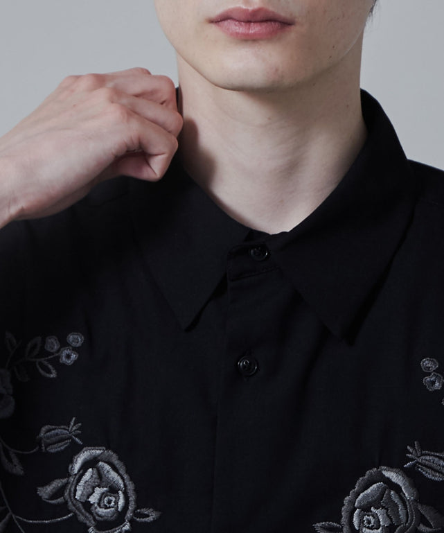 TRフラワーモチーフシャツ（S）