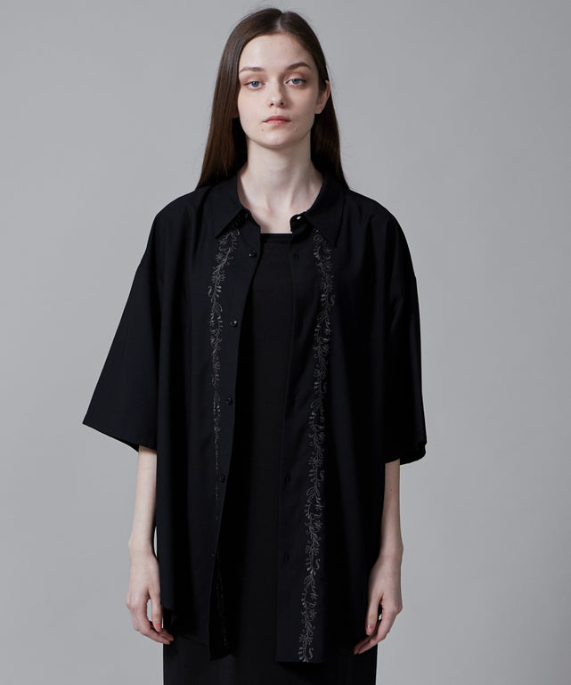 柄1 モデル：173cm L着用