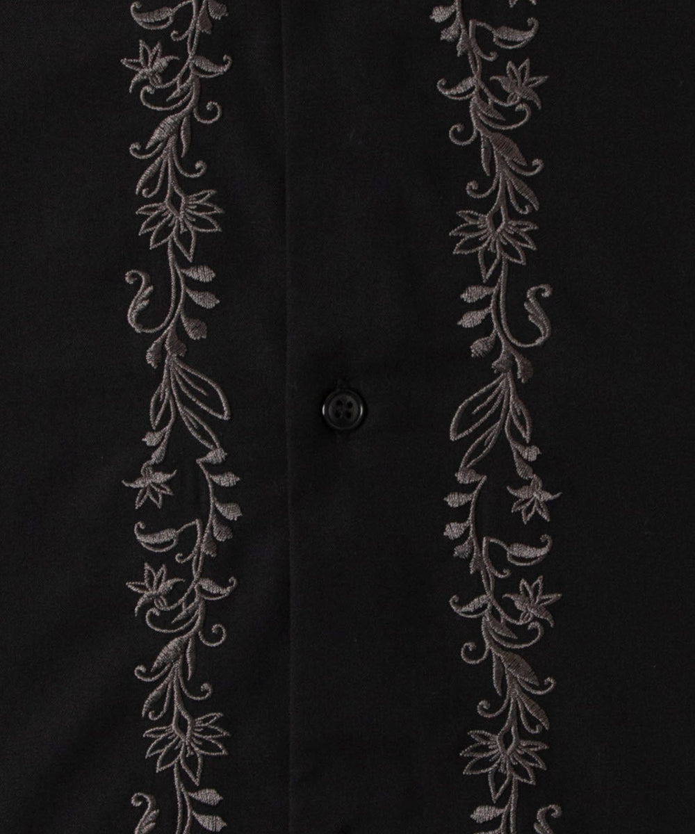 TRフラワーモチーフシャツ（S）