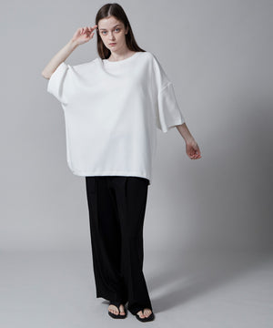 ホワイト モデル：173cm L着用