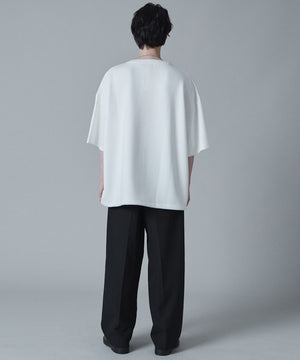 ホワイト モデル：180cm L着用