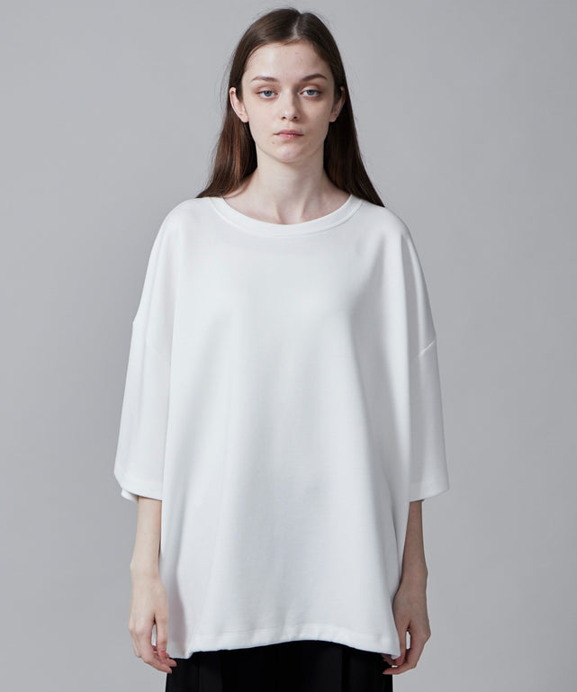 ホワイト モデル：173cm L着用