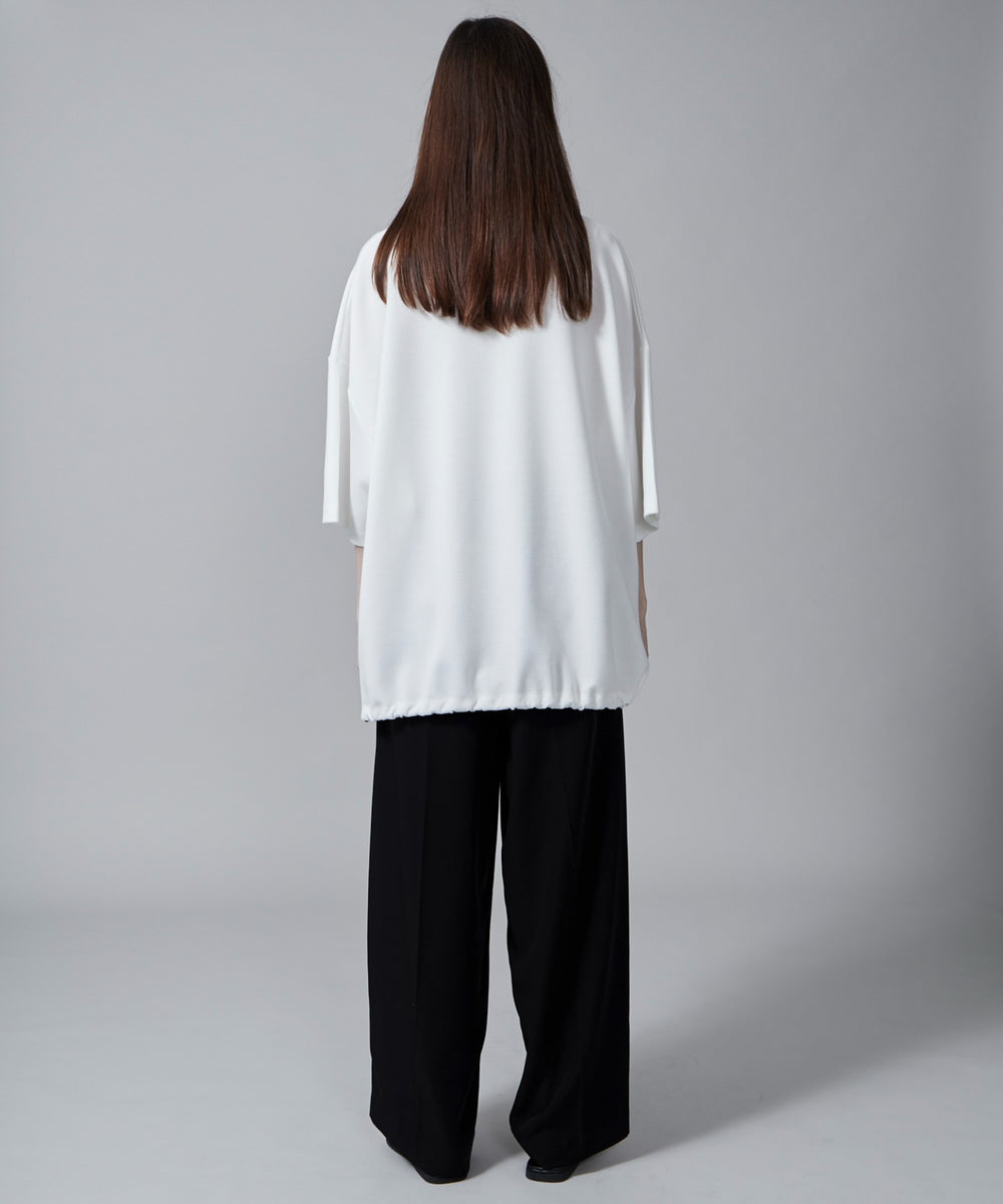 ホワイト モデル：173cm L着用