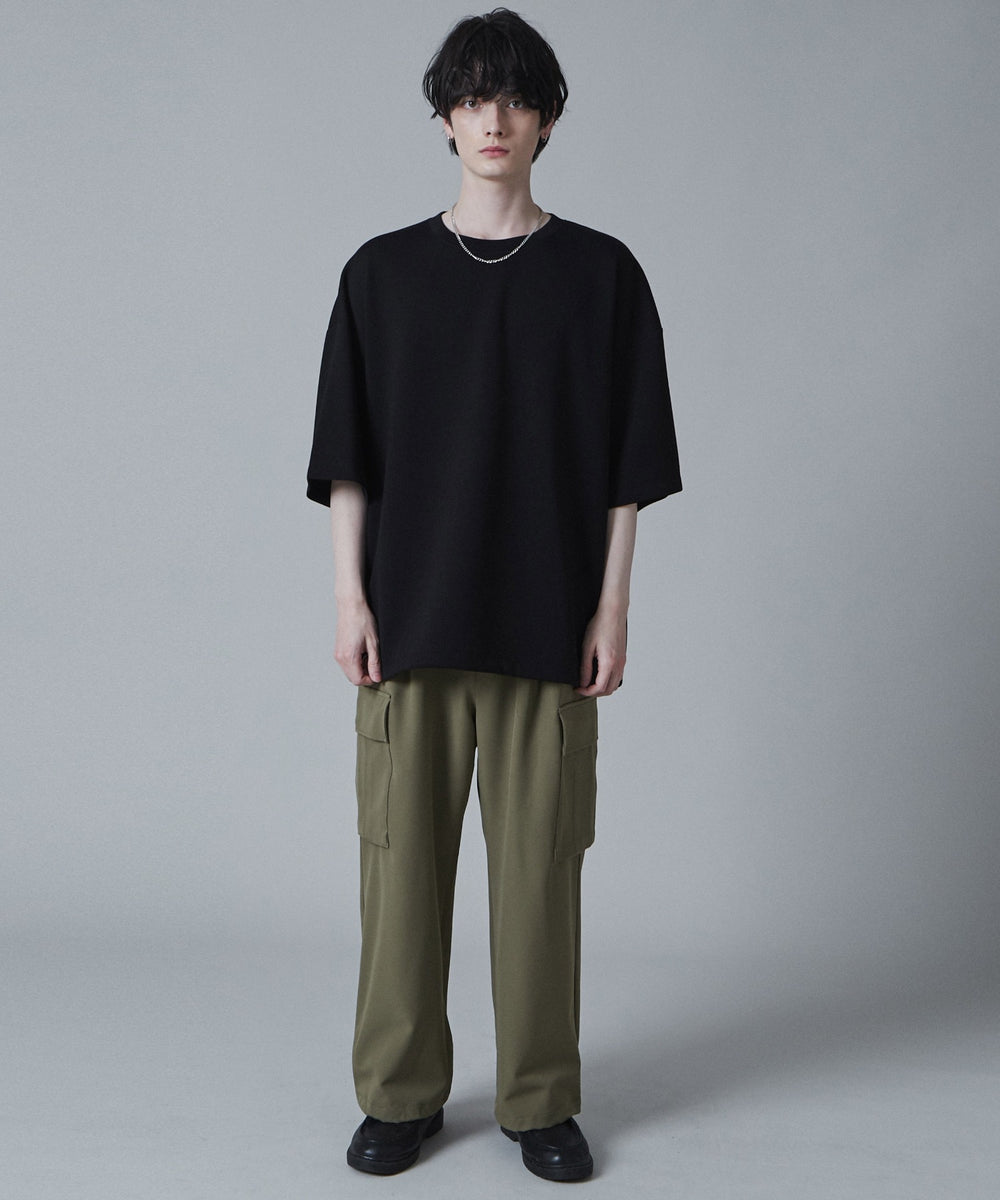 ブラック モデル：180cm L着用