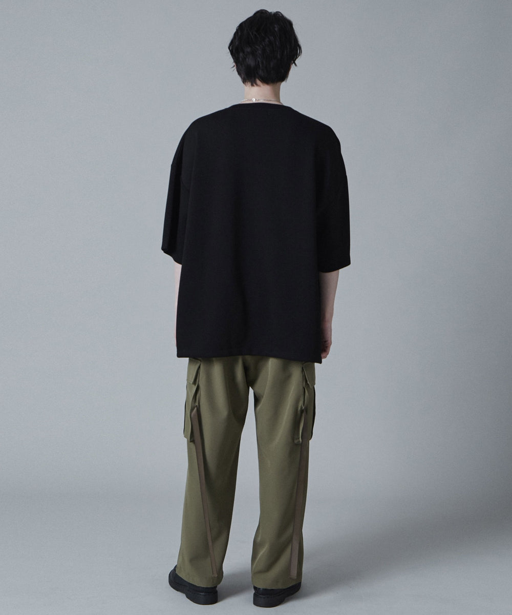 ブラック モデル：180cm L着用