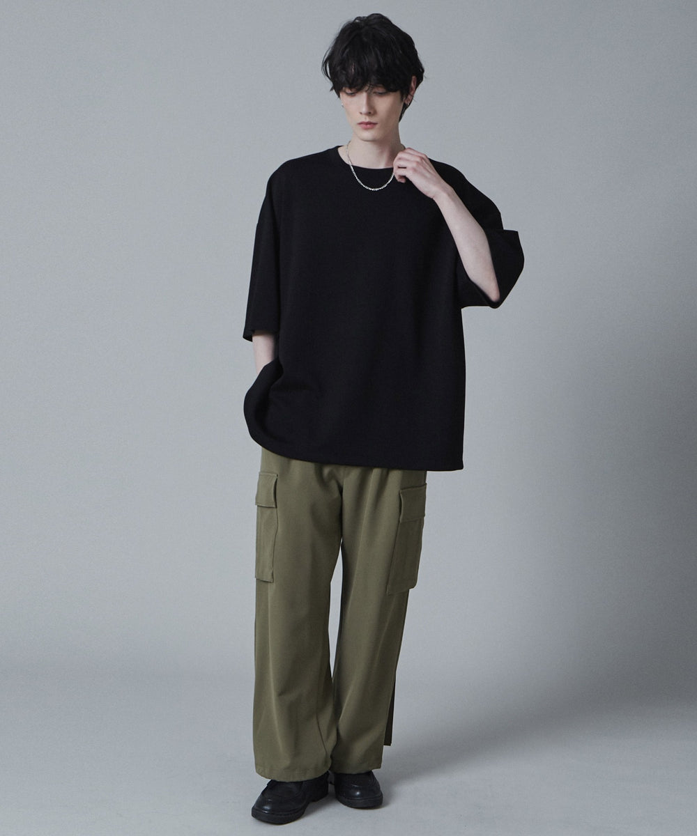 ブラック モデル：180cm L着用