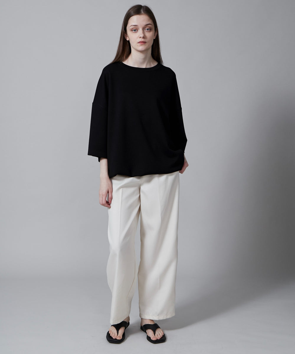 ブラック モデル：173cm L着用