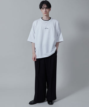 ホワイト モデル：180cm L着用