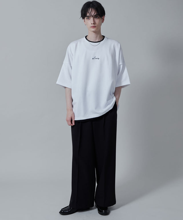 ホワイト モデル：180cm L着用