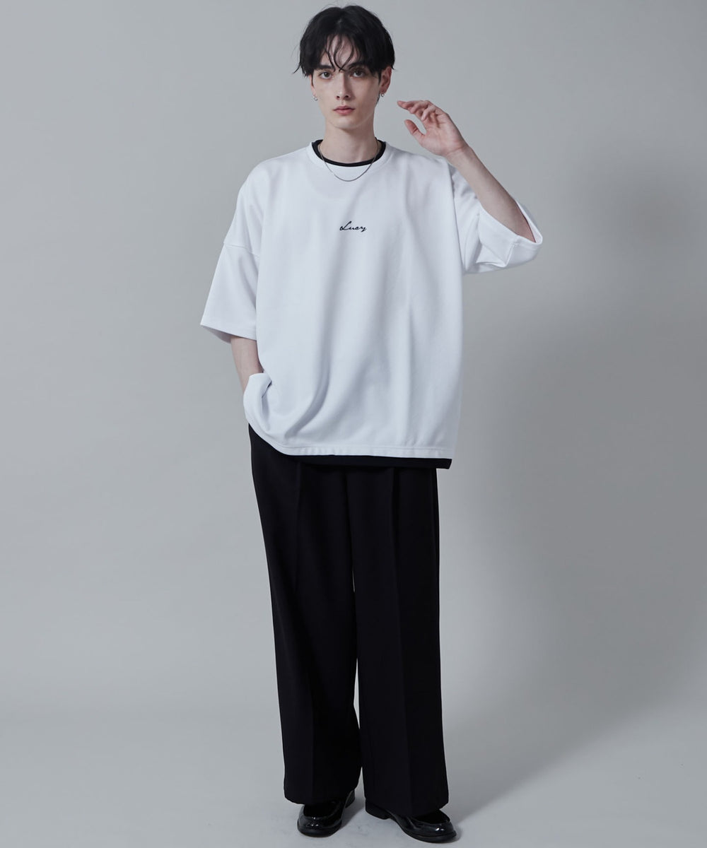 ホワイト モデル：180cm L着用