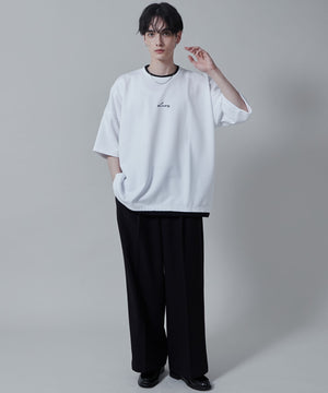 ホワイト モデル：180cm L着用