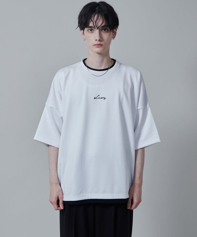 ホワイト モデル：180cm L着用