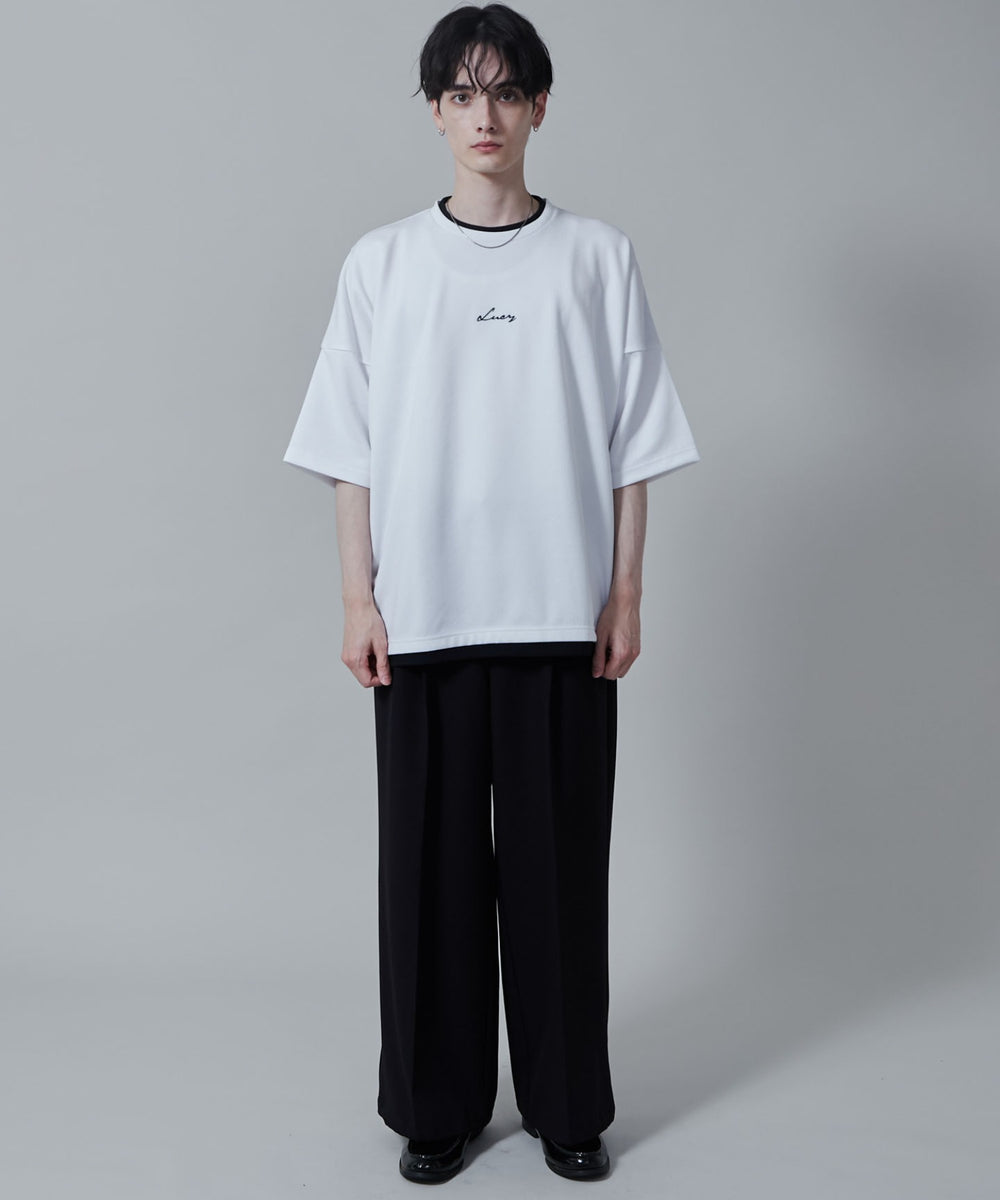 ホワイト モデル：180cm L着用