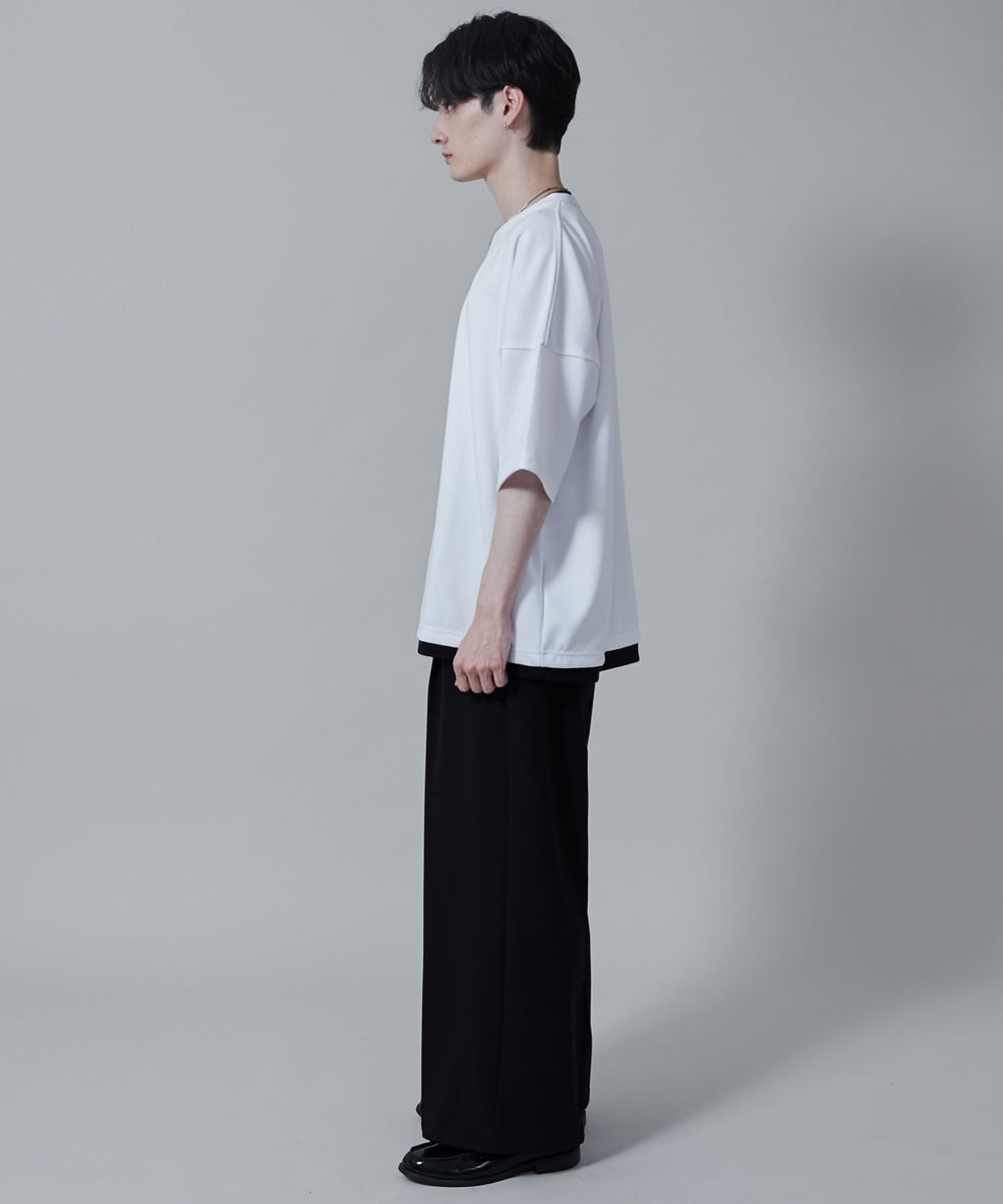 ホワイト モデル：180cm L着用