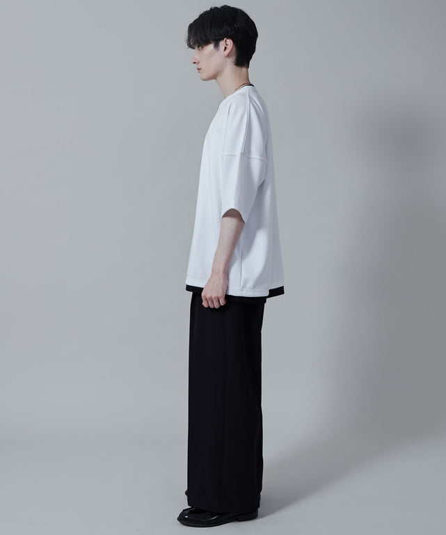 ホワイト モデル：180cm L着用