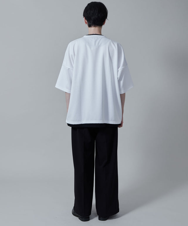 ホワイト モデル：180cm L着用