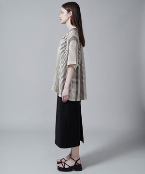 オフホワイト モデル：173cm L着用