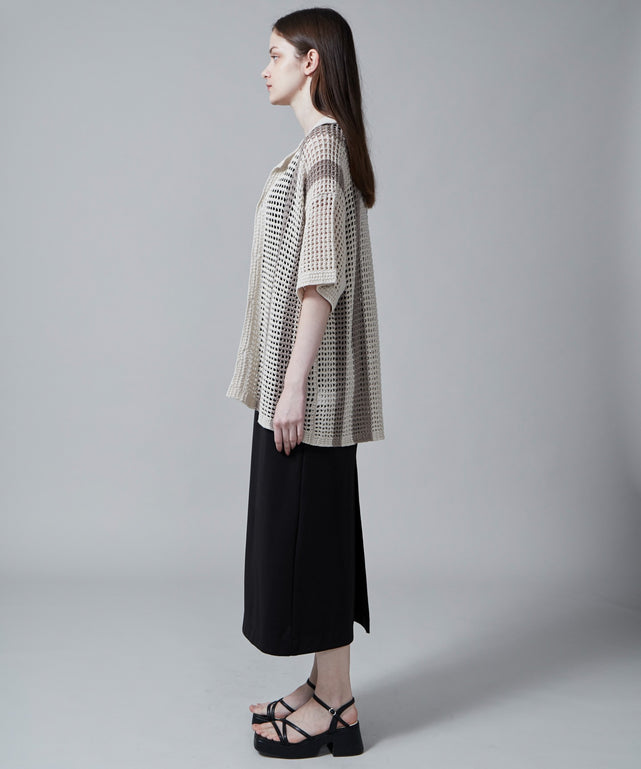 オフホワイト モデル：173cm L着用