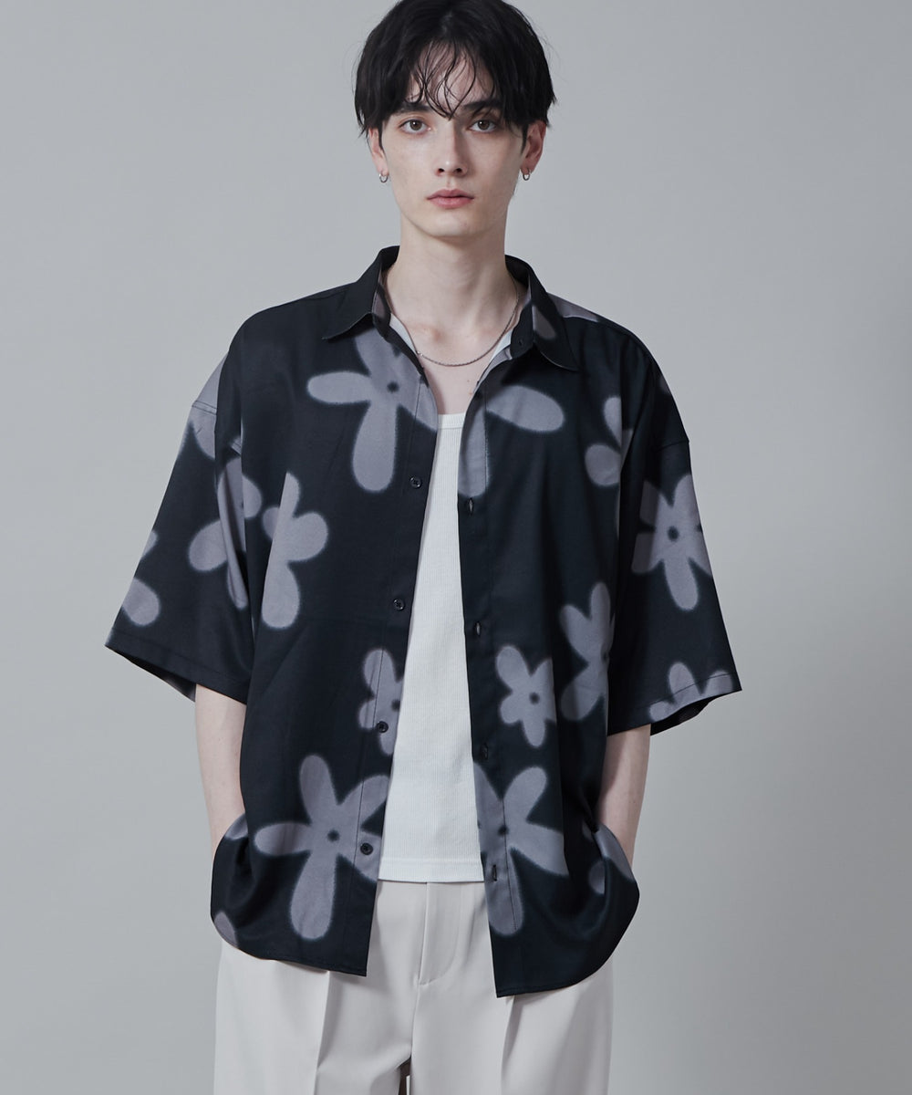 柄1 モデル：180cm L着用