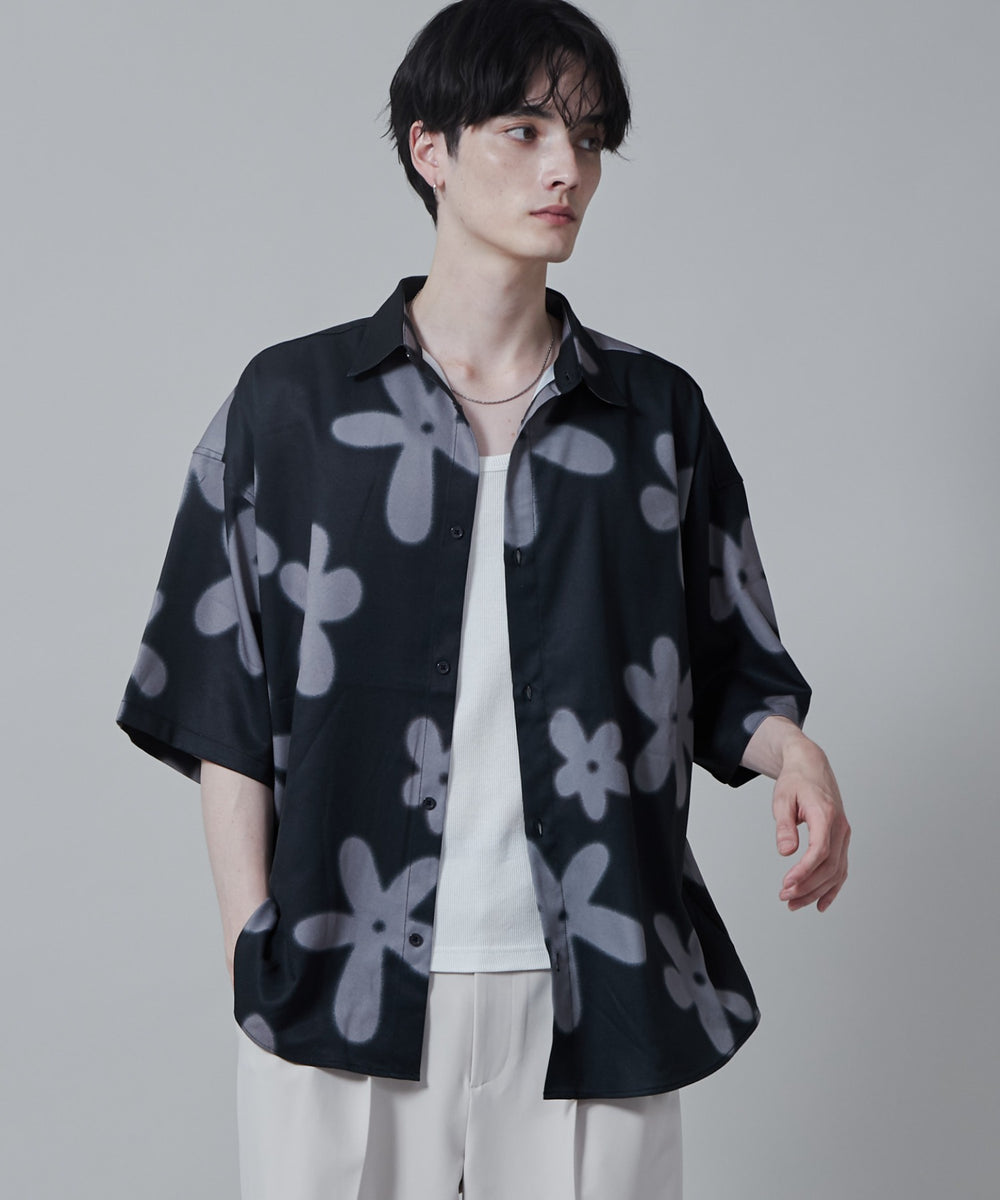 柄1 モデル：180cm L着用