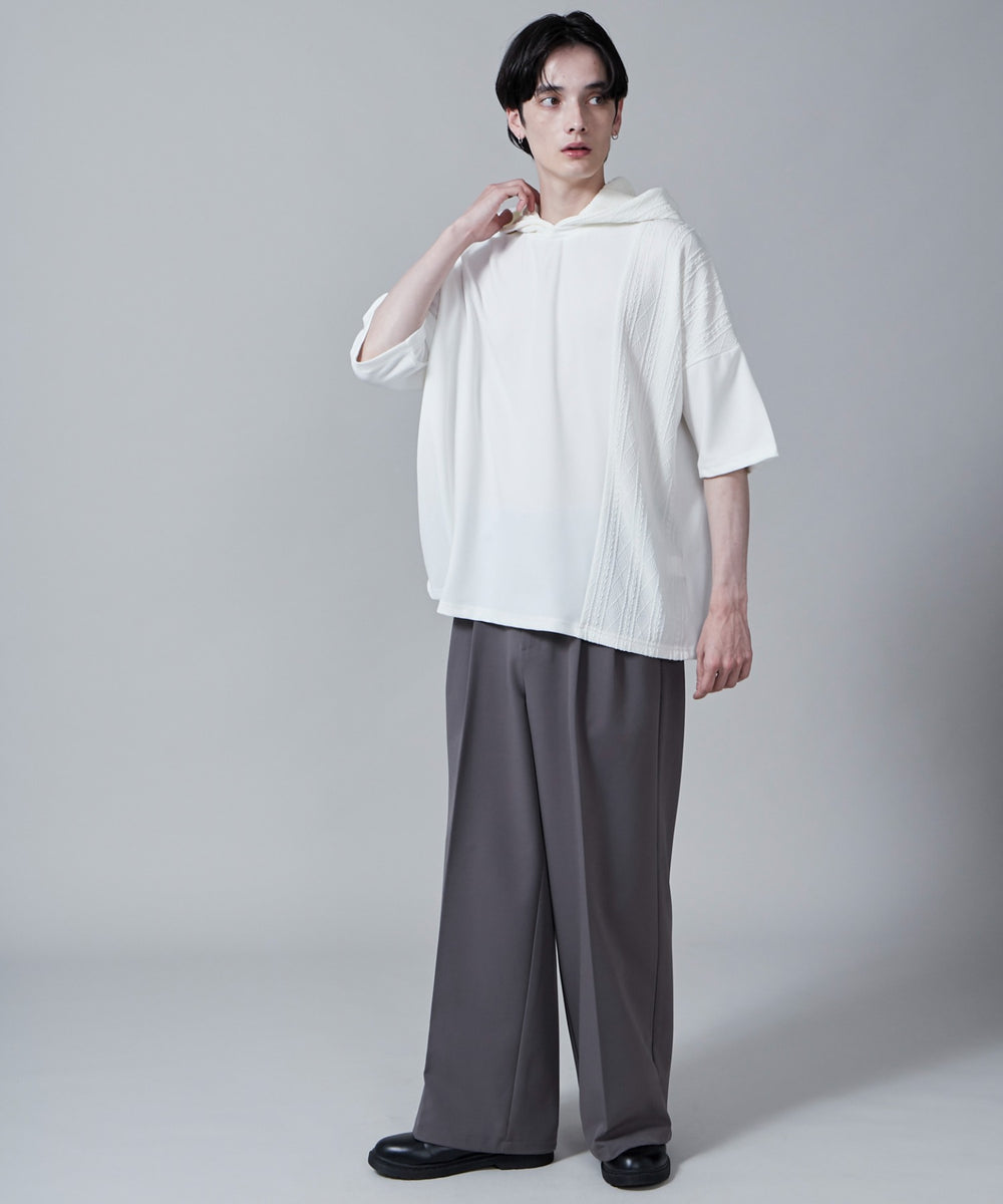 ホワイト モデル：180cm L着用