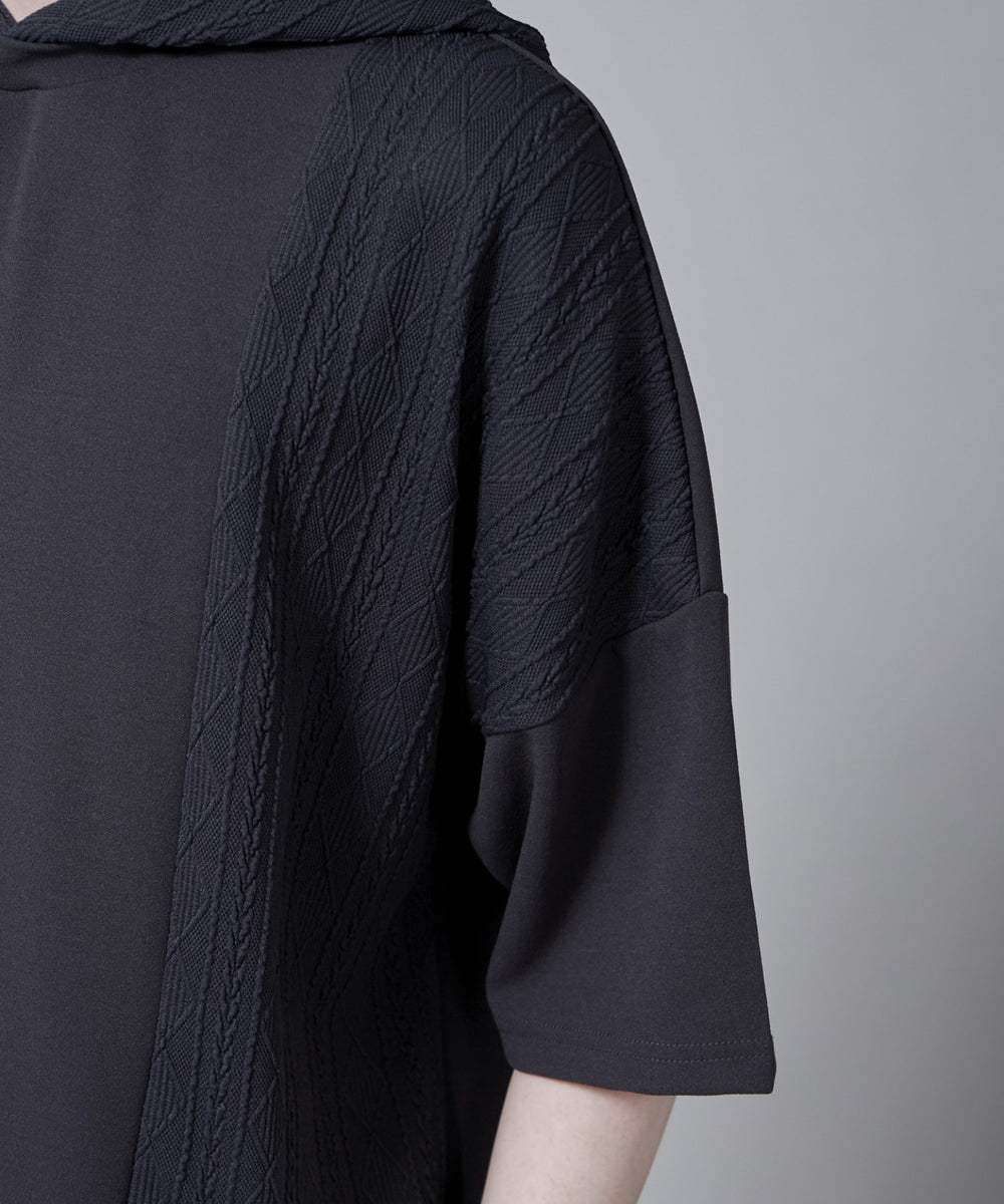 ジオメトリックブロックフードT（S）