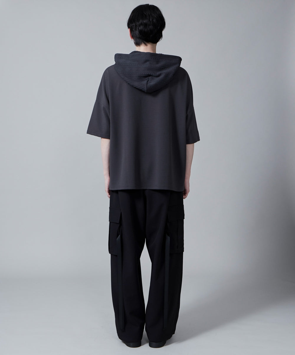 ブラック モデル：180cm L着用