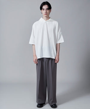 ホワイト モデル：180cm L着用