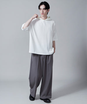 ホワイト モデル：180cm L着用