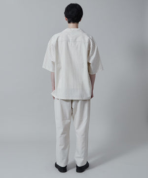 オフホワイト モデル：180cm L着用