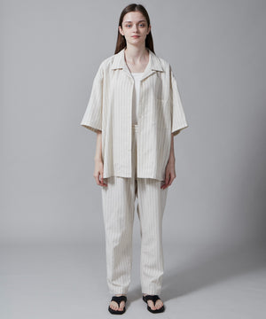 オフホワイト モデル：173cm L着用