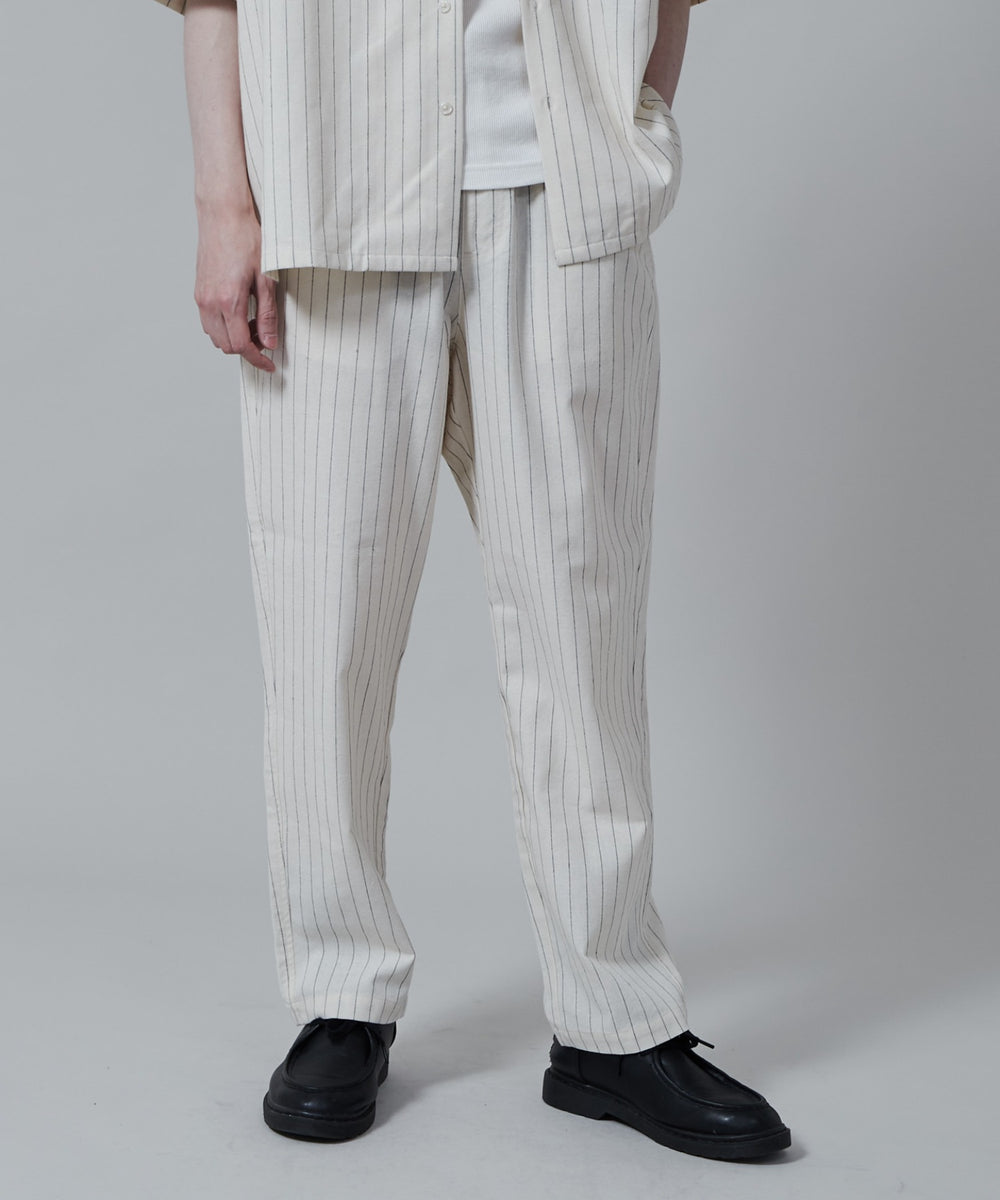 オフホワイト モデル：180cm L着用