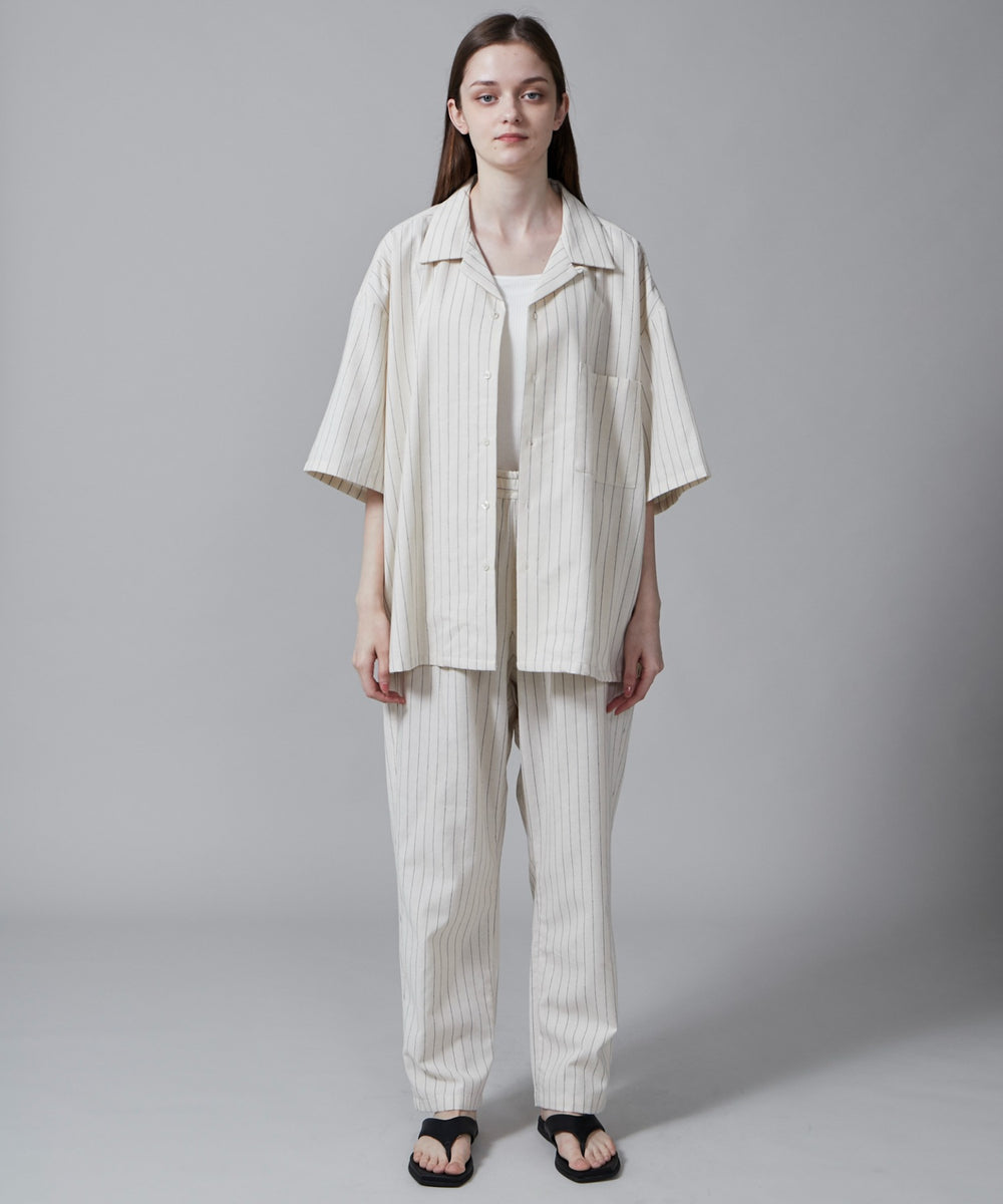 オフホワイト モデル：173cm L着用