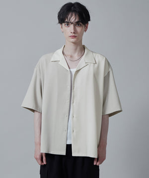 ベージュ モデル：180cm L着用