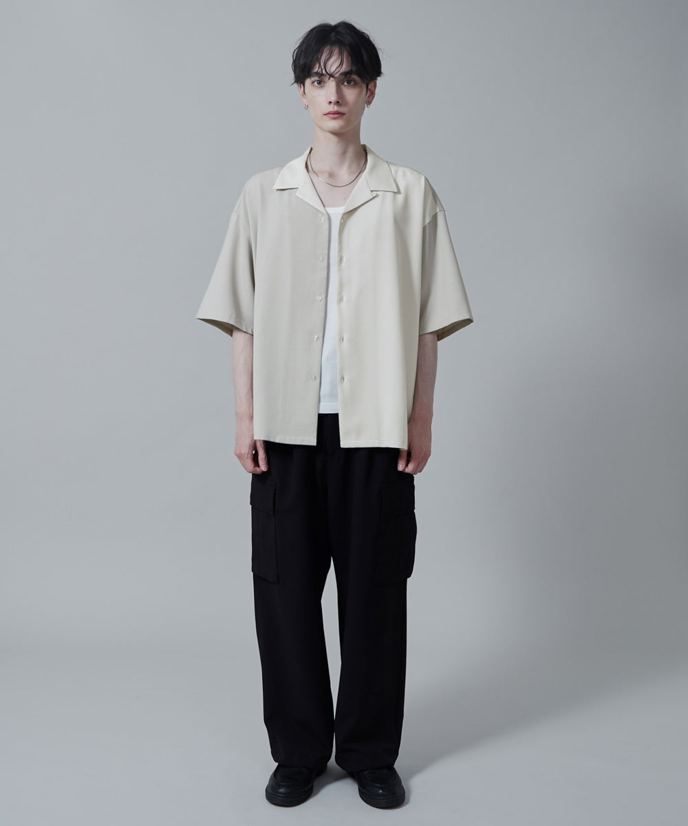 ベージュ モデル：180cm L着用